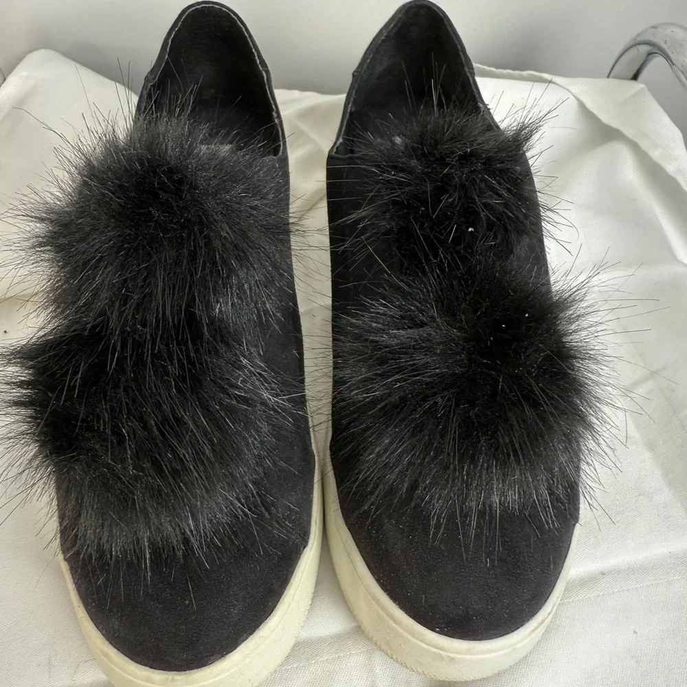Steve Madden Black Furry Slip-On‎ Sneakers